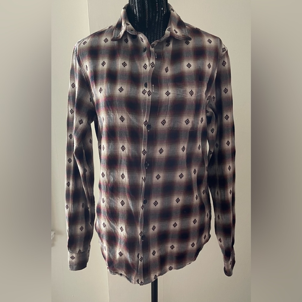 Forever 21 Men Diamond Print Button Up Shirt Size Xs